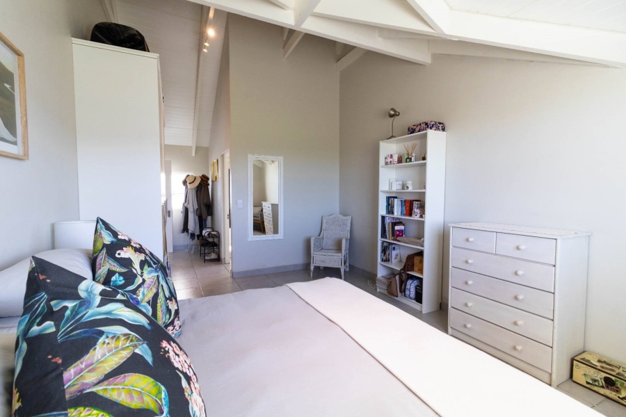 3 Bedroom Property for Sale in Sandbaai Western Cape